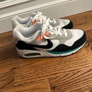 Nike teal and orange air max size 7